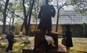 贵州民族大学民族文化与认知科学学院学生党支部开展“祭先烈 学党史 悟思想”清明祭祀活动