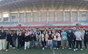 我院举办第一期“阳光运动场，师生共赴约”——辅导员班主任约大家到田径场见主题活动